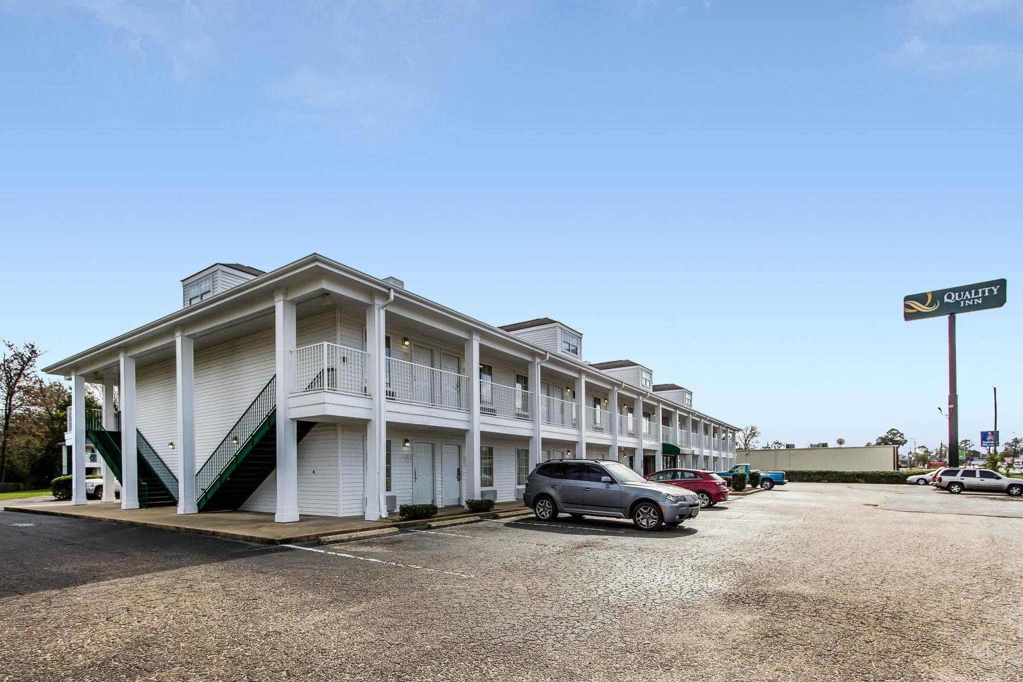Baymont By Wyndham Selma Hotel Exterior foto